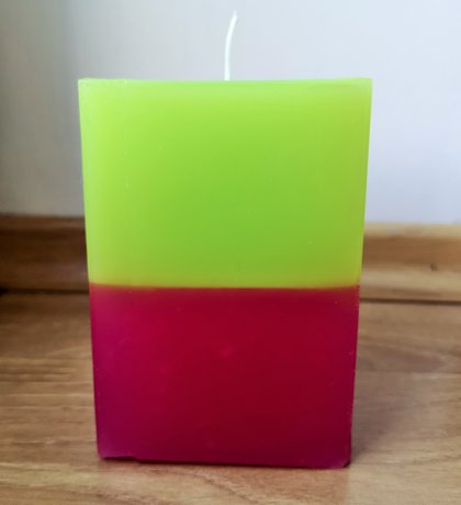 LIELĀ KUBA FORMAS SVECE Zaļš / Madženda